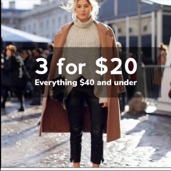 - 3/$20 Liz Claiborne vintage 90s Crazy Horse Christmas Sweater - Picture 2 of 5